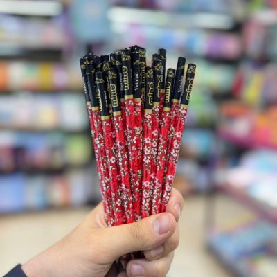 Round fantasy pencil of the mine brand with flower design