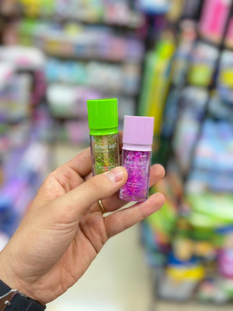 Shiny lip gloss2 یمت بالم لب شاینی