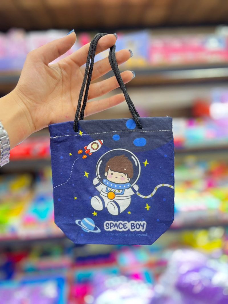 Chrome fabric bag and small astronaut5